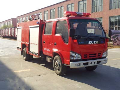 88kw Isuzu escue attrezzature camion antincendio con serbatoio dell'acqua da 2000 litri