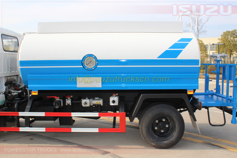 Water Bowsers Isuzu ELF tanker trucks 5,000Liters specification and pictures