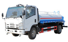 Camion irrigatore per acqua potabile ISUZU