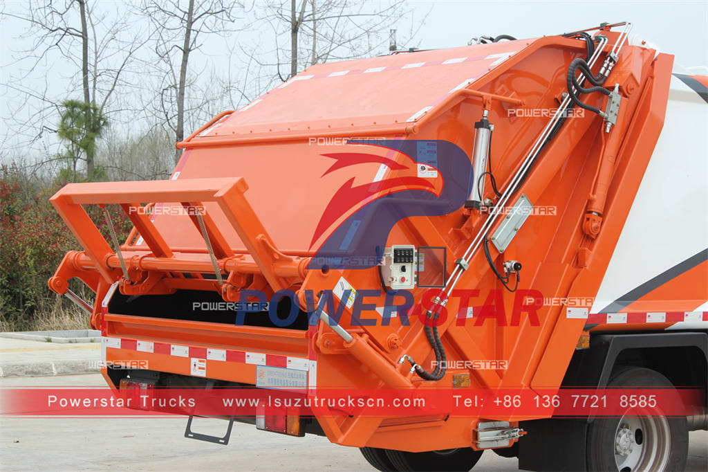 ISUZU 4Ã—2 rear loader waste compactor for Philippines