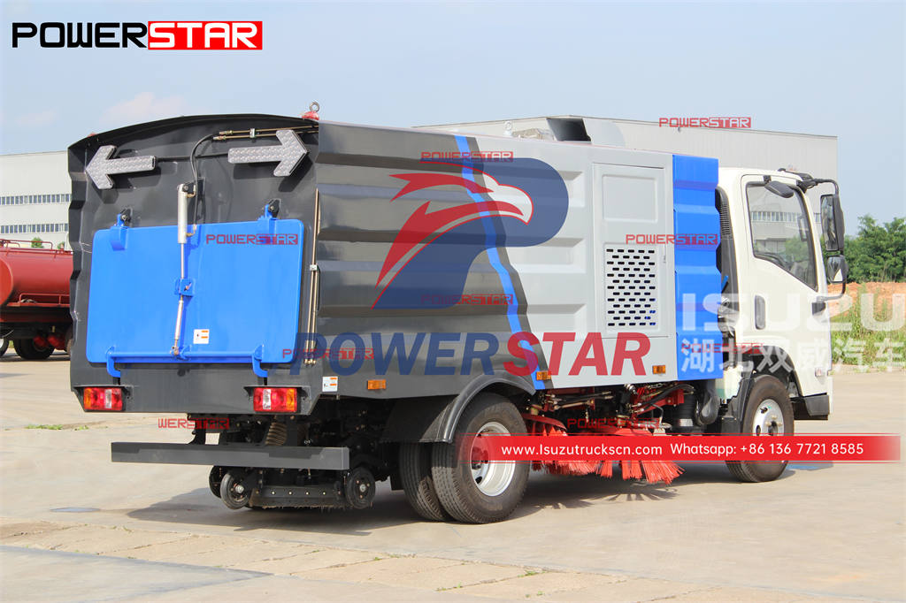 ISUZU 700P 6 wheeler parking lot sweeper truck for sale