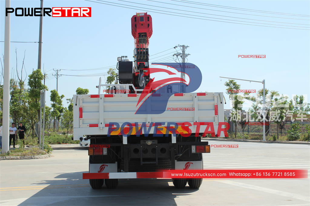 Good quality ISUZU FTR 4Ã—4 off-road truck with crane Palfinger SPS25000