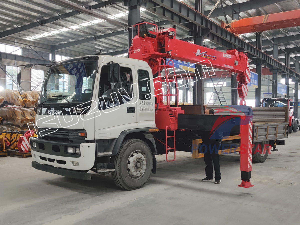 come effettuare la manutenzione del camion con gru a braccio fuoristrada ISUZU FTR FVR