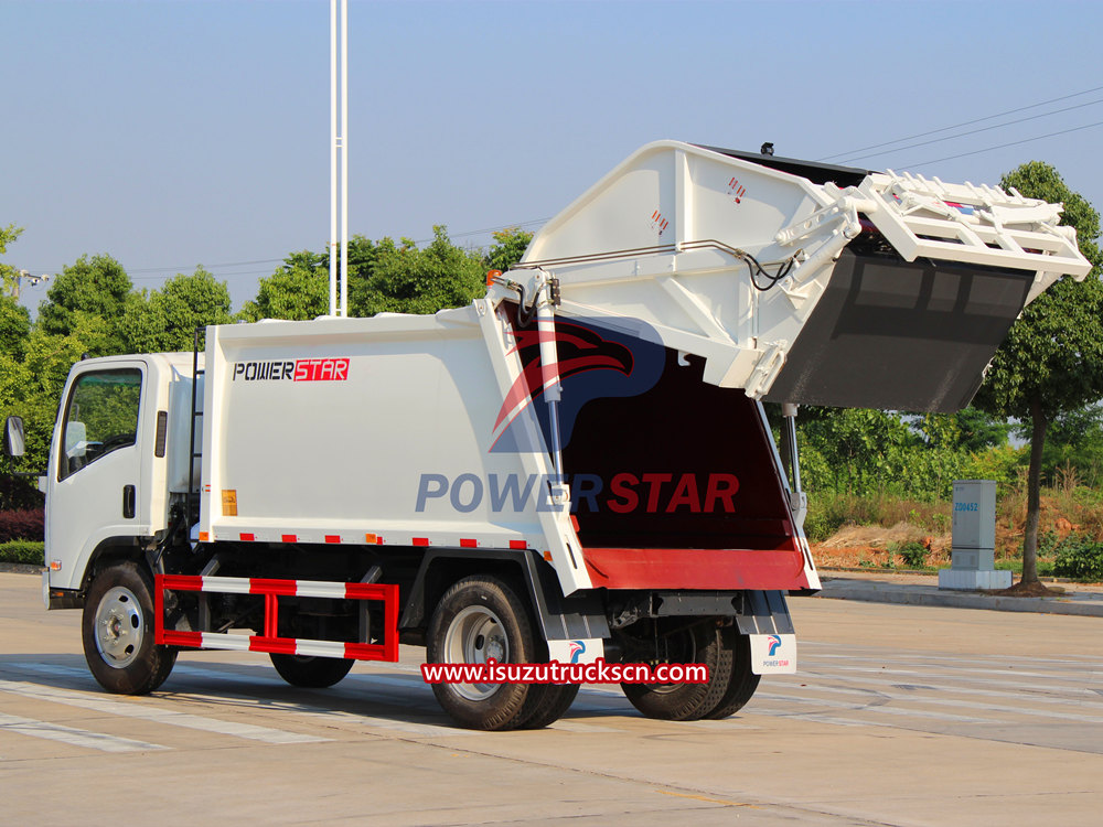 Camion compattatori di rifiuti Isuzu