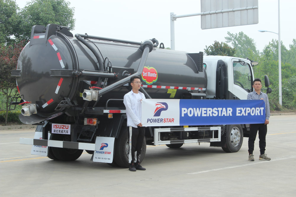 Sewer vacuum truck Isuzu