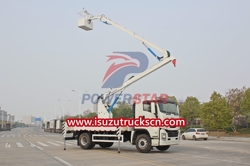 Isuzu GIGA articulating bucket truck