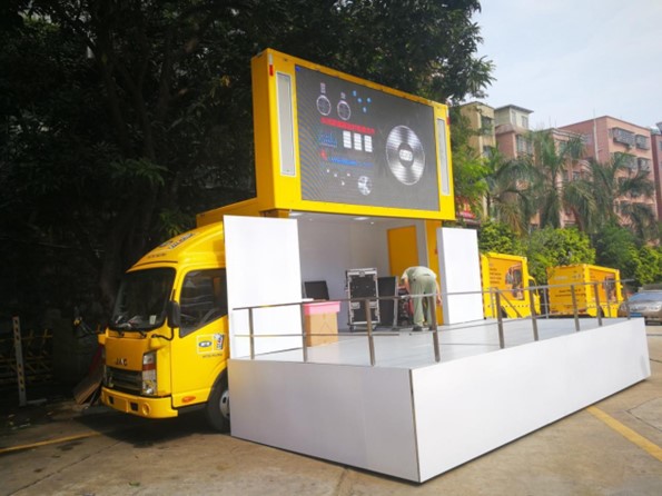 ISUZU Led Mobile Billboard Advertising Truck For Sale