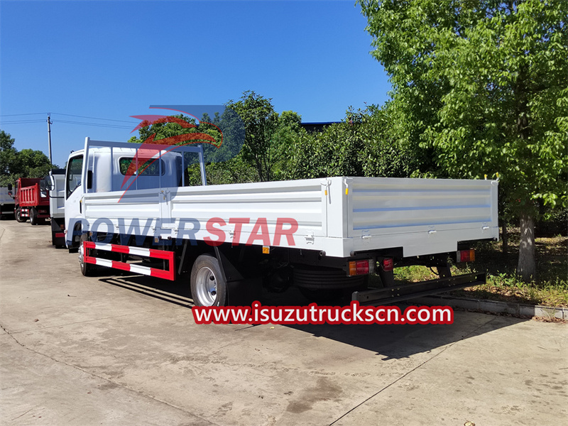 Isuzu ELF 5tons cargo truck