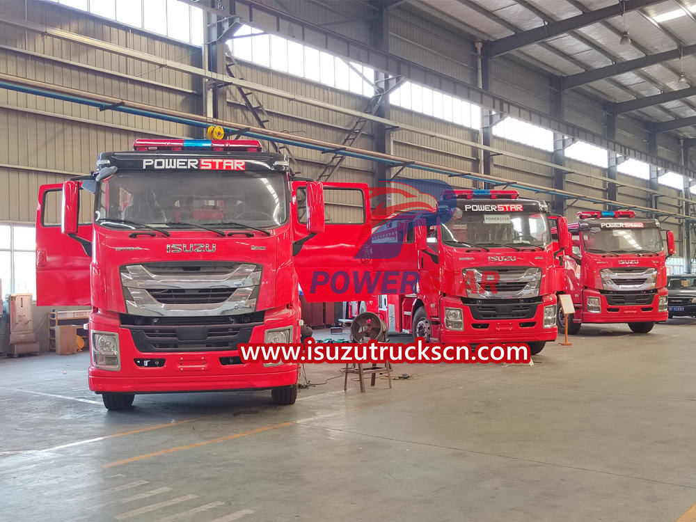 Tender antincendio Isuzu