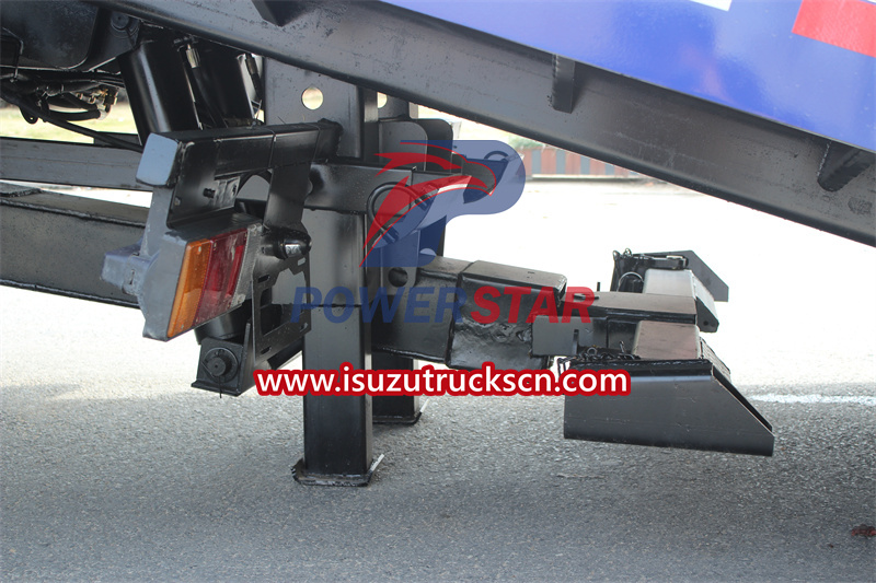 Isuzu rollback tow truck