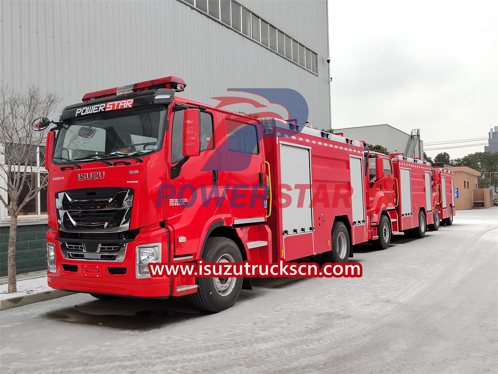 Camion dei pompieri Isuzu