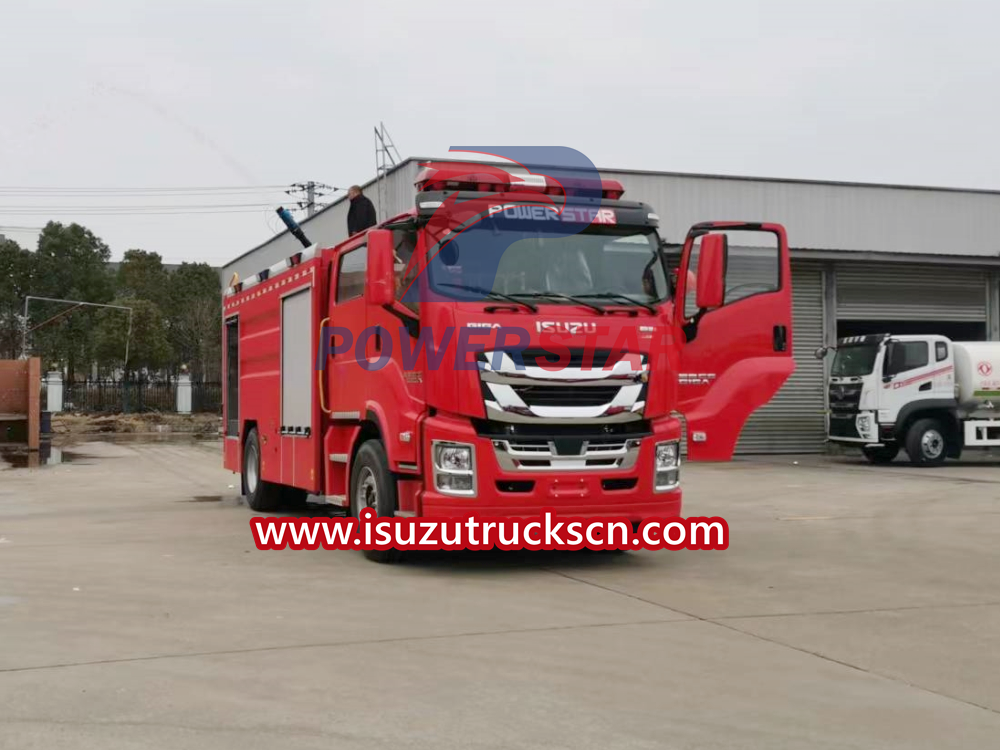 camion dei pompieri isuzu