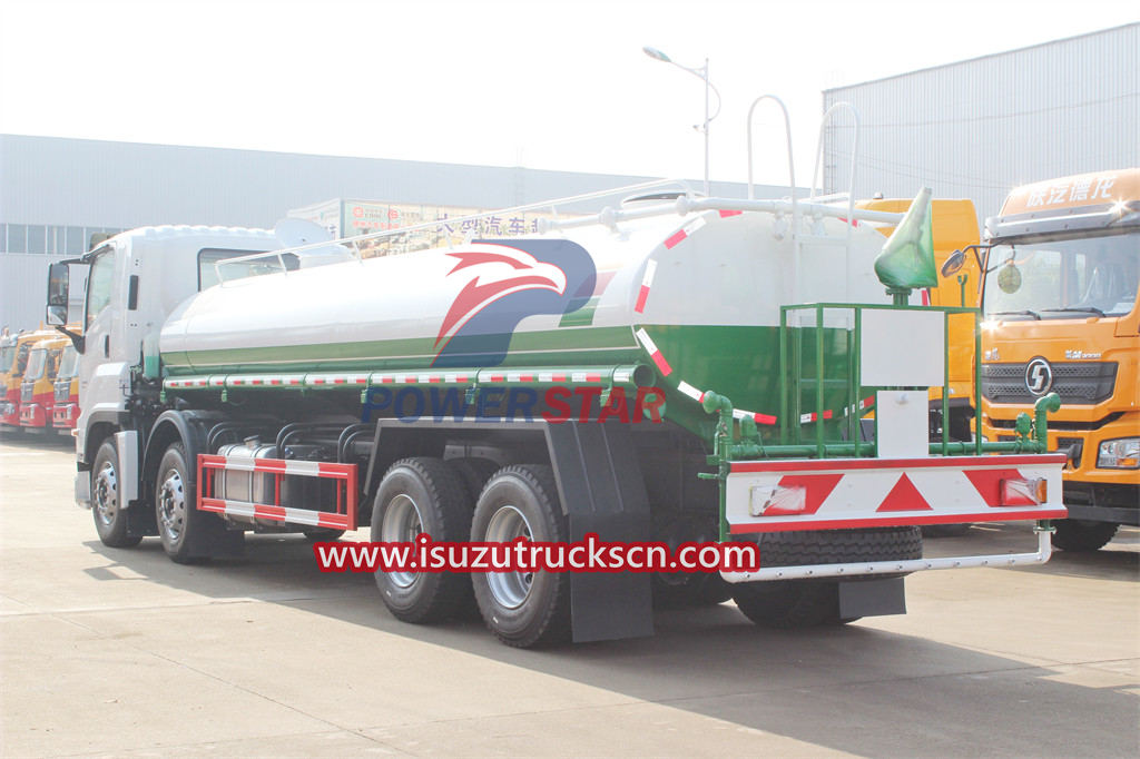 25ton Giga Isuzu 420hp Street Water Sprinkler Truck 