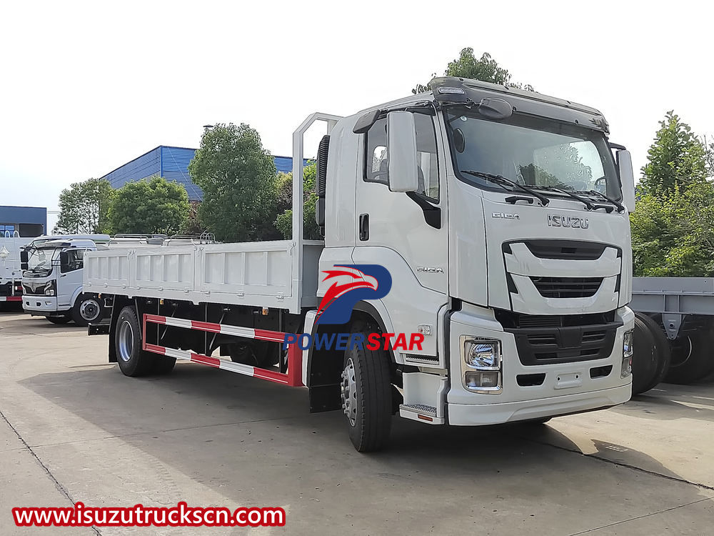 Camion da carico con recinzione Isuzu