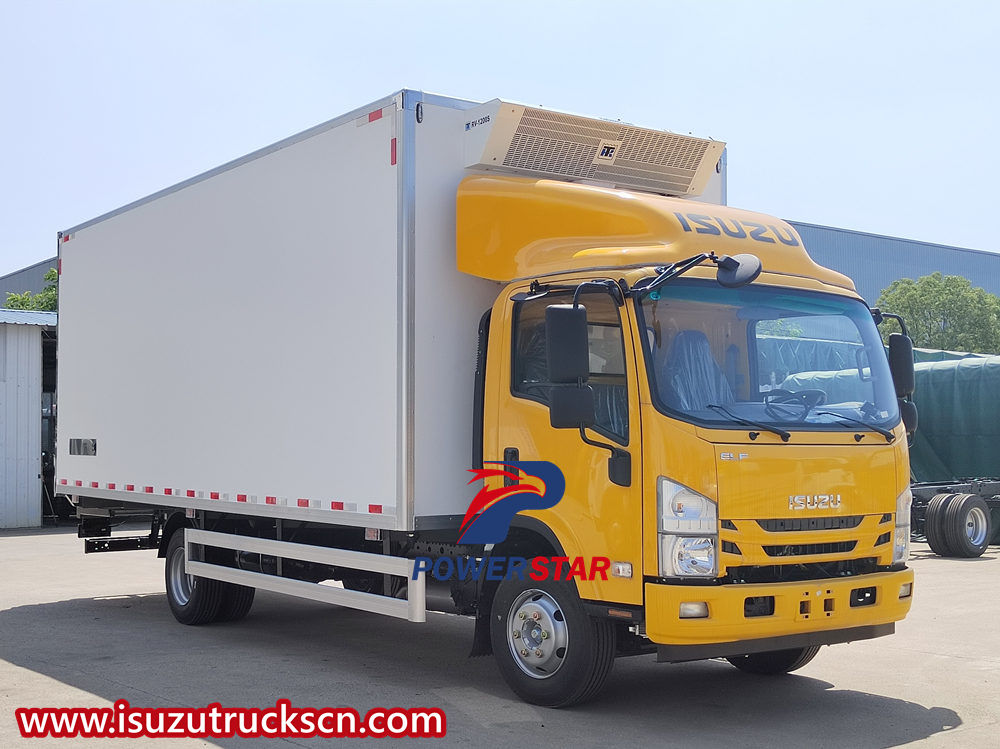 Camion frigorifero Isuzu