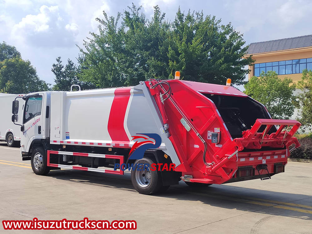 Camion compattatore di rifiuti Isuzu