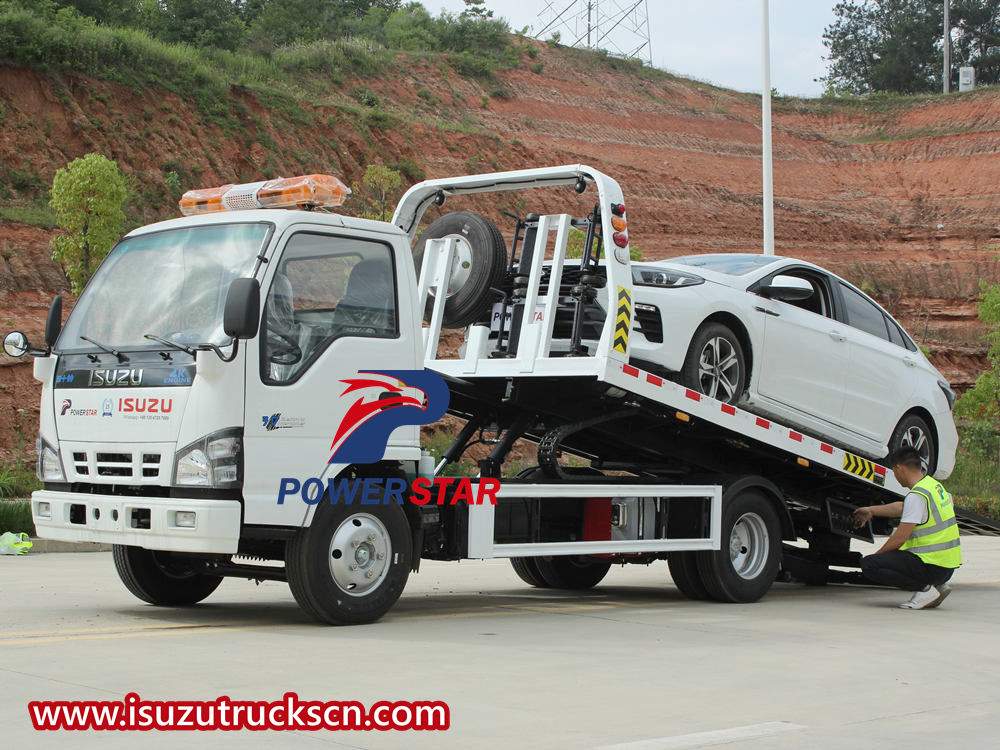 Introduzione alle funzioni del veicolo di soccorso stradale Isuzu
    