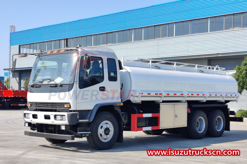 Camion per la consegna dell'acqua dolce in Africa Isuzu FVZ
    