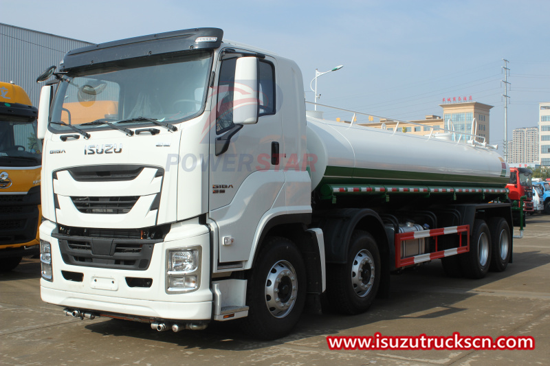 Autocisterne con spruzzatore d'acqua ISUZU GIGA 30000L Bowser VC61 8X4
    