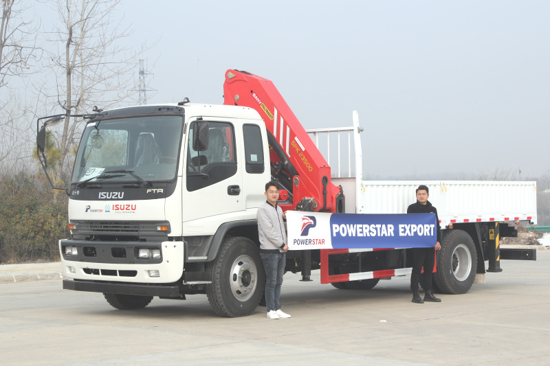 Camion da carico FTR Isuzu con gru Palfinger SPK23500
    