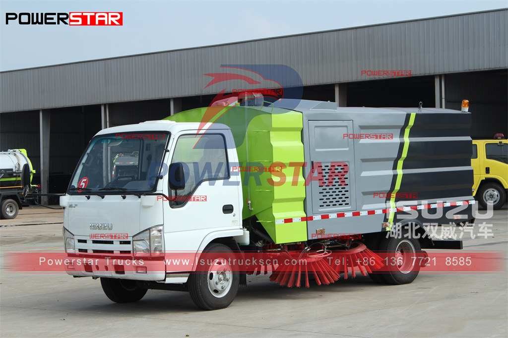 Esportazione manuale del camion della spazzatrice stradale ISUZU 5cbm a Dubai
    