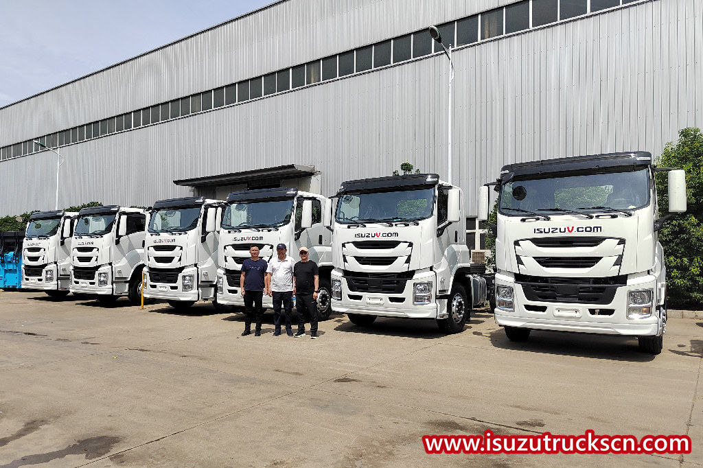 Telaio per camion da carico ISUZU FVR 5X 240HP per autospurgo
    